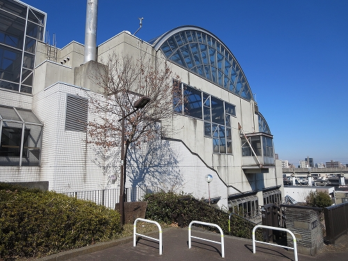 東京都　北区　不動産　トウリハウジング　地域情報　北区立十条台小学校温水プール（パノラマプール十条台）